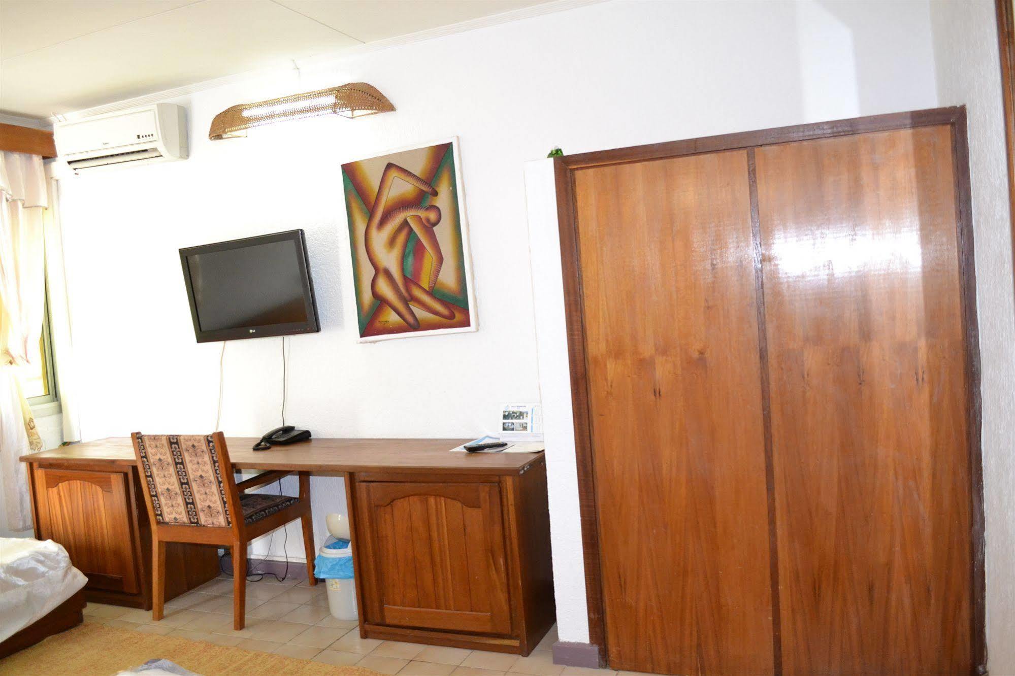 Hotel Framotel Kribi Exterior photo